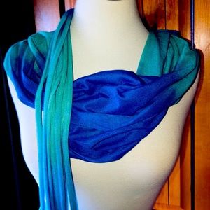 💠💙🌀 Unusual Neck Scarf